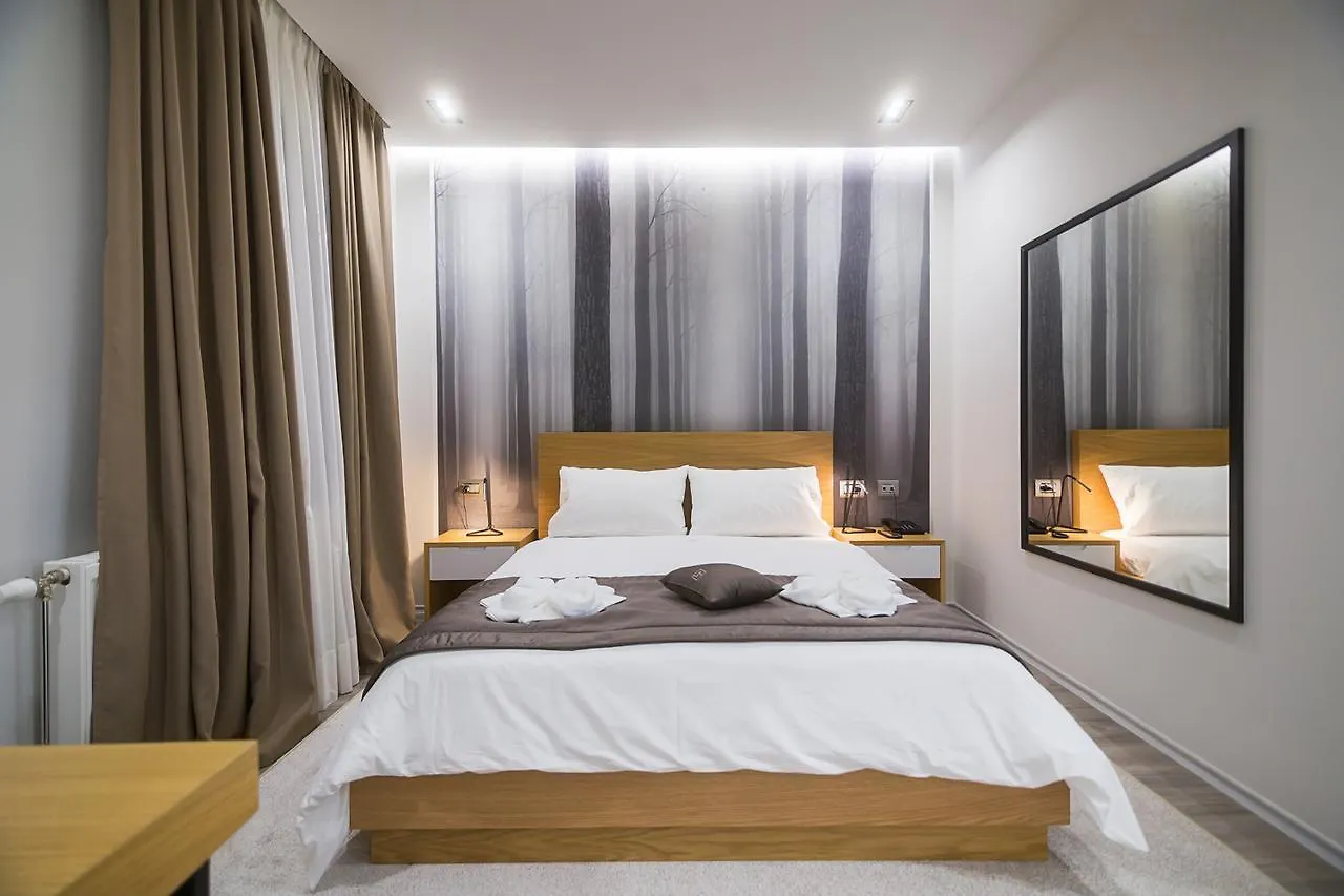 Hotel Regal Korce 4*,